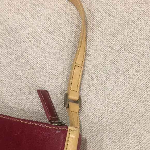 Kenneth Cole purse - Picture 6 of 9